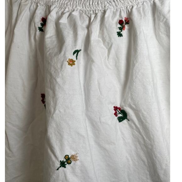 ZARA - white floral off the shouder top - Size XS - Picture 5 of 9